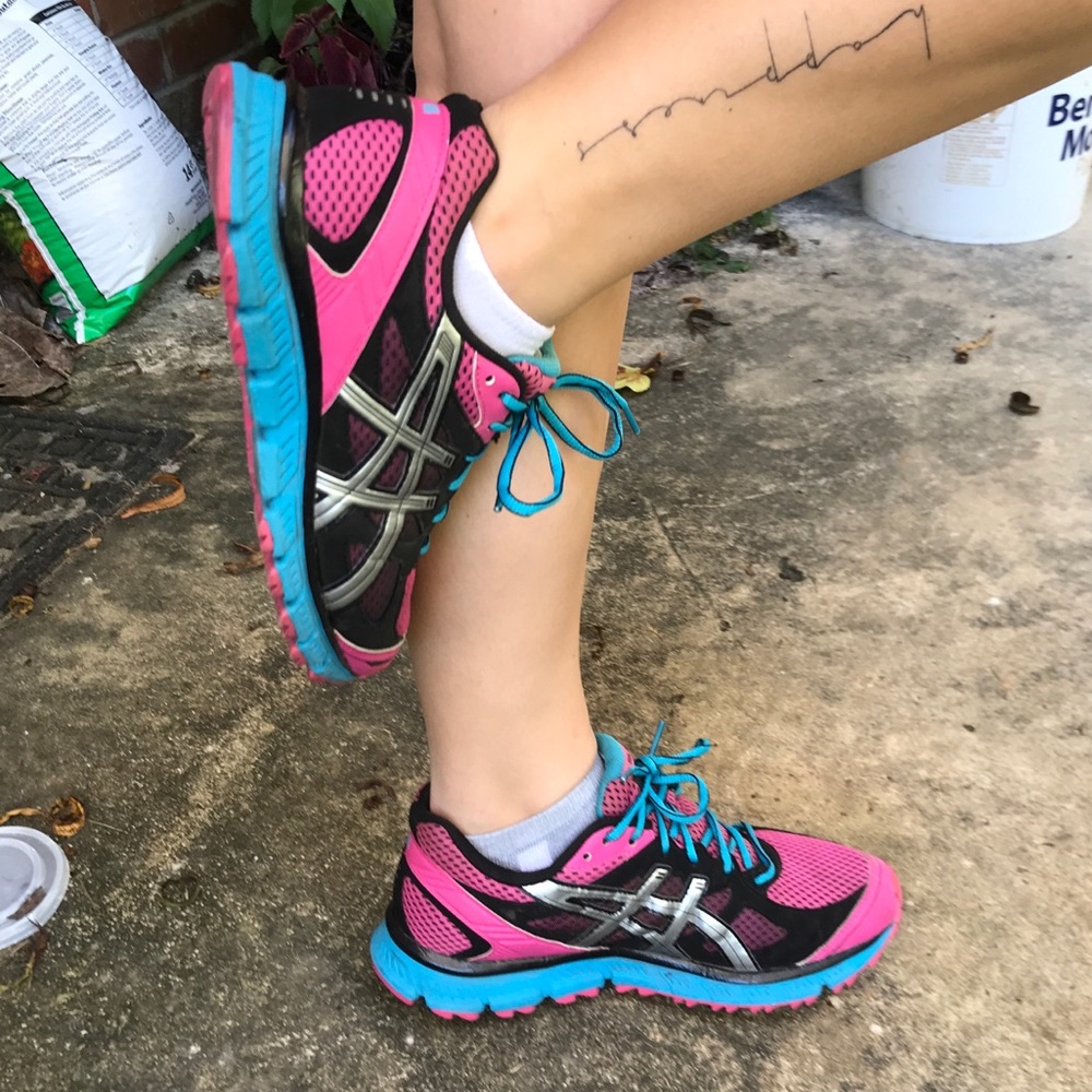 Brand new without tags. 💜💜